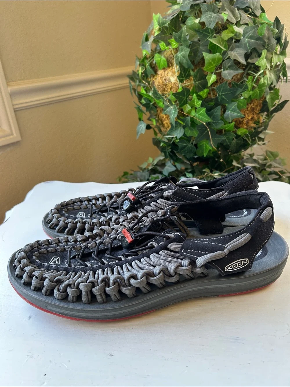 Keen unique two